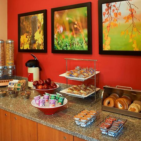 Towneplace Suites By Marriott Саґіно Екстер'єр фото